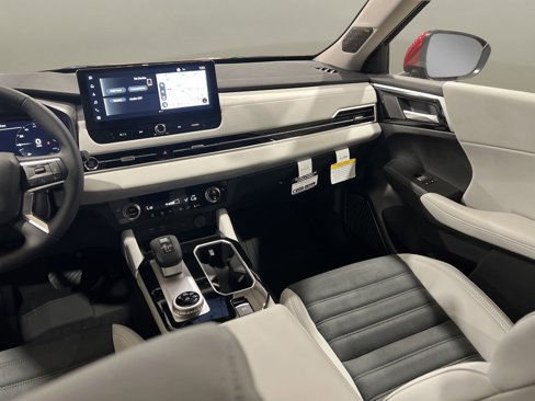 New 2025 Mitsubishi Outlander SE image 25