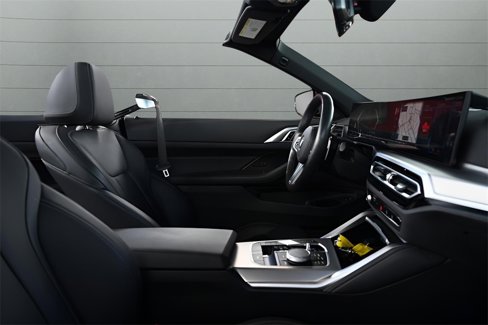 Used 2024 BMW M440i Convertible w/ Parking Assistance Package image 31