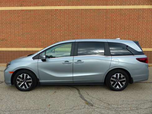 Used 2025 Honda Odyssey EX-L image 7