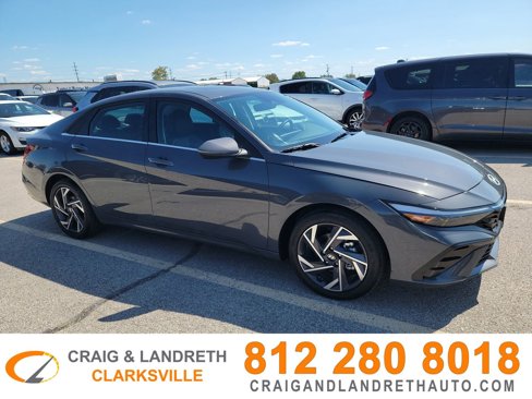 Used 2025 Hyundai Elantra Limited image 1