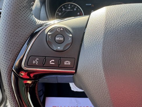 New 2025 Mitsubishi Eclipse Cross Black Edition image 18