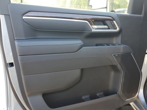 New 2026 GMC Sierra 2500 SLE w/ SLE Value Package; image 11