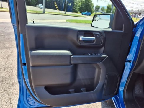 New 2026 Chevrolet Silverado 1500 Custom w/ Turbomax Blackout Package image 8