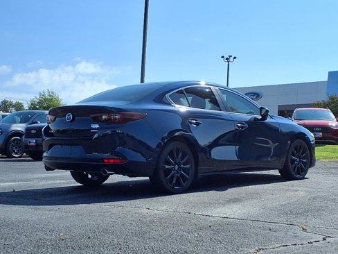 Used 2024 MAZDA MAZDA3 s image 4
