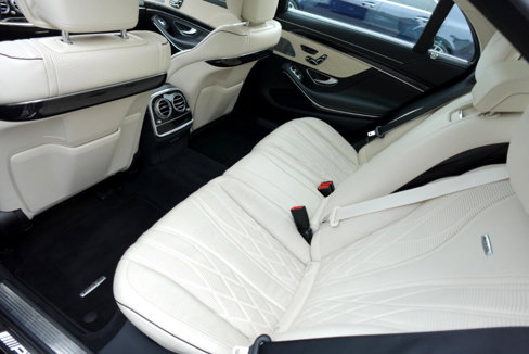 Used 2020 Mercedes-Benz S 63 AMG 4MATIC Sedan w/ Warmth & Comfort Package image 18