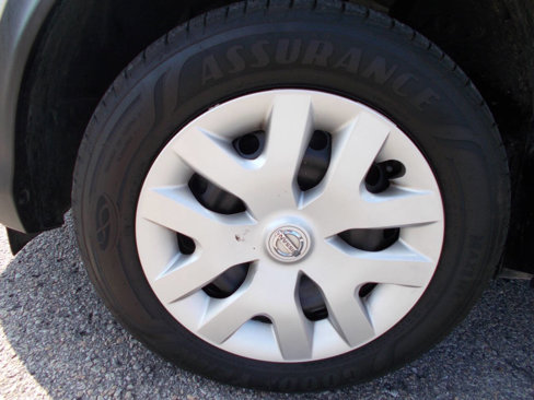 Used 2019 Nissan Rogue Sport S image 11