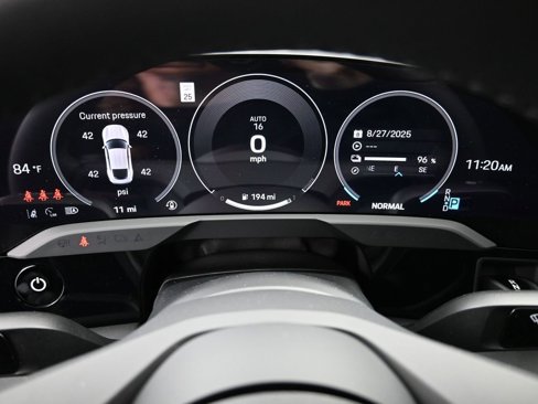 Certified 2026 Porsche Taycan image 26