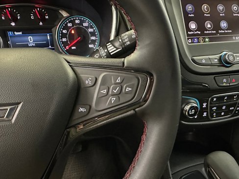 Used 2023 Chevrolet Equinox RS w/ LPO, Floor Liner Package image 9