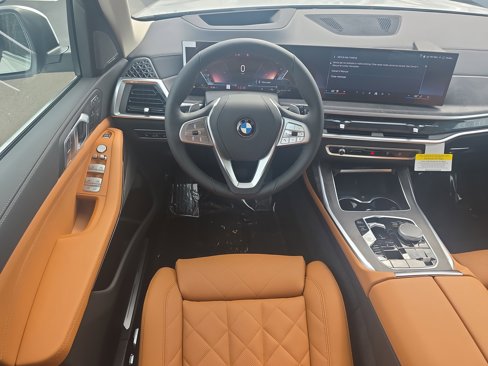 New 2026 BMW X7 xDrive40i image 16