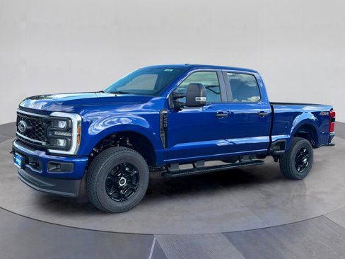 New 2026 Ford F250 4x4 Crew Cab Super Duty image 1