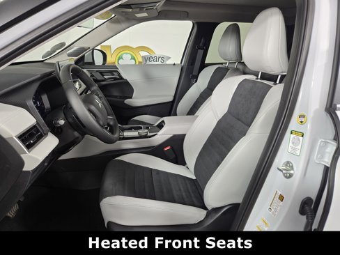 New 2025 Mitsubishi Outlander SE image 10