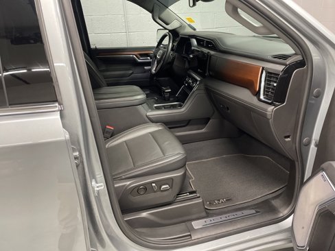 Certified 2023 GMC Sierra 1500 Denali image 7