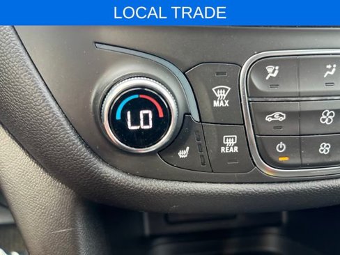 Used 2020 Chevrolet Equinox LT image 25