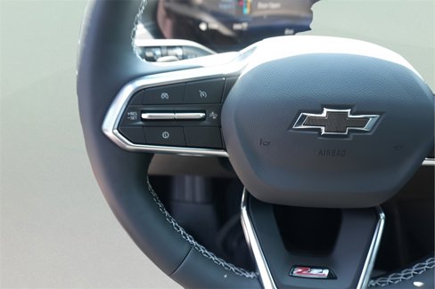 New 2026 Chevrolet Traverse Z71 w/ Driver Confidence Package image 25