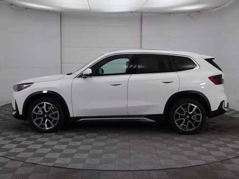Used 2025 BMW X1 xDrive28i w/ Convenience Package image 9