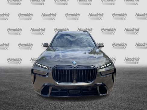 New 2026 BMW X7 xDrive40i image 3