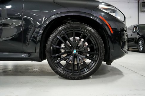 Used 2023 BMW X5 xDrive40i w/ M Sport Package image 33