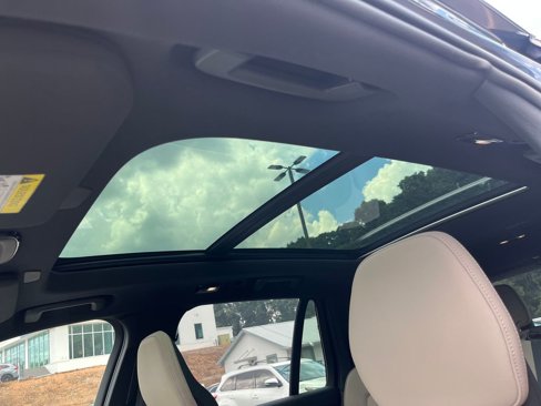 New 2026 Volvo XC90 B6 Plus w/ Protection Package Premier image 26