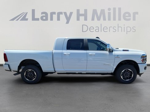 New 2025 RAM 2500 Laramie image 6