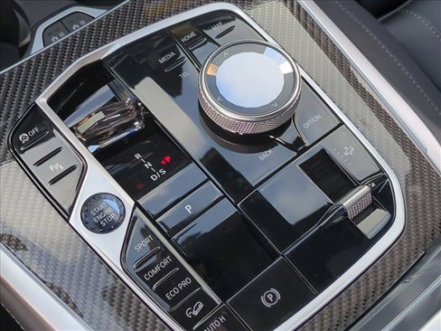 New 2026 BMW X7 M60i image 12
