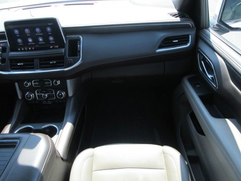 Used 2021 GMC Yukon SLT image 16
