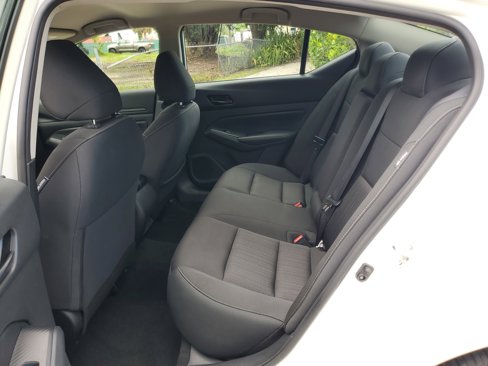 Used 2024 Nissan Altima 2.5 SV image 11
