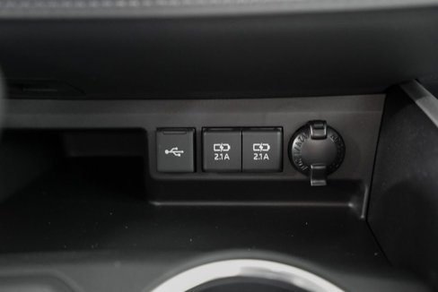 New 2025 Toyota Highlander XLE image 37