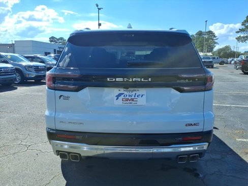 New 2026 GMC Acadia Denali w/ Super Cruise Package image 4