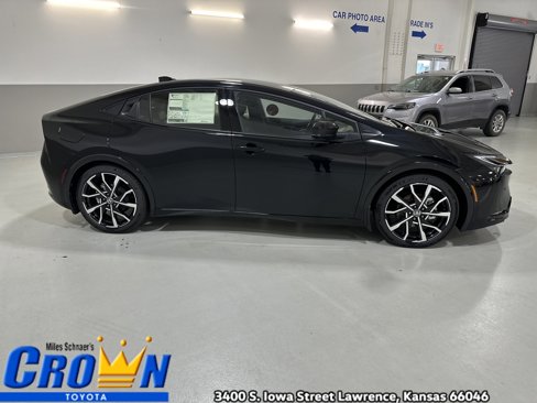 New 2026 Toyota Prius Plug-In Hybrid image 10