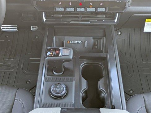 New 2026 GMC Hummer EV 2X image 22