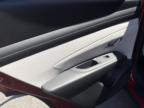 New 2025 Hyundai Tucson SEL image 12