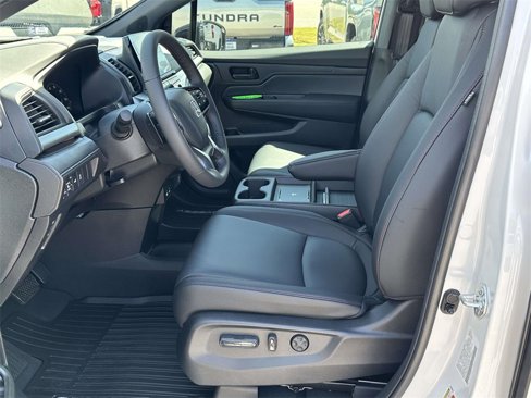 New 2026 Honda Odyssey Sport-L image 4