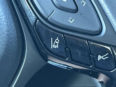 Used 2022 Toyota C-HR Limited image 17