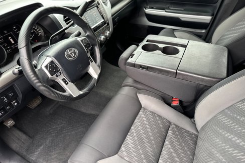 Used 2018 Toyota Tundra SR5 image 10