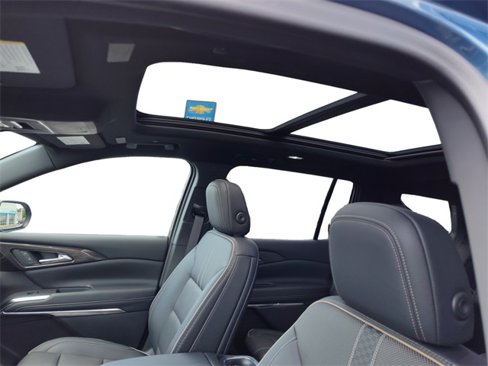Used 2025 Chevrolet Traverse High Country w/ LPO, Floor Liner Package image 15