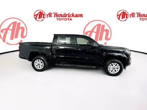 Used 2025 Toyota Tacoma SR w/ SR Upgrade Package image 2