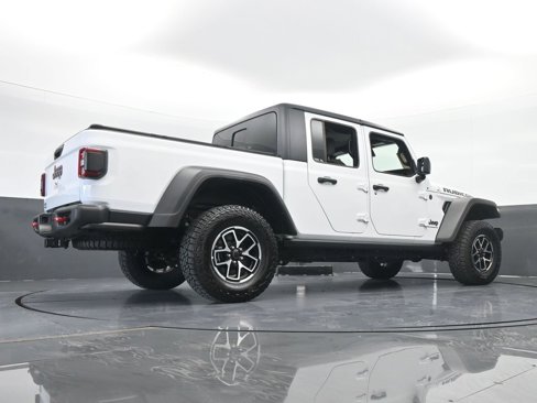 Used 2024 Jeep Gladiator Rubicon image 64