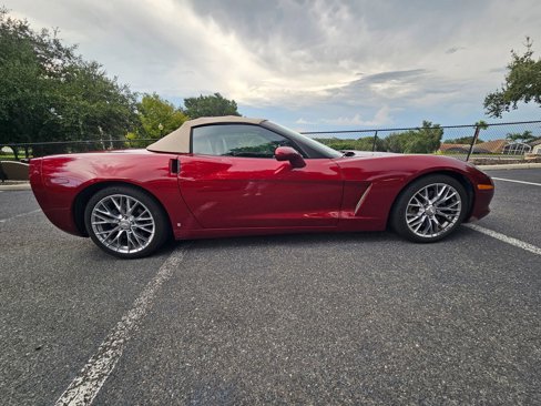 Used 2007 Chevrolet Corvette Convertible w/ Preferred Equipment Group image 8