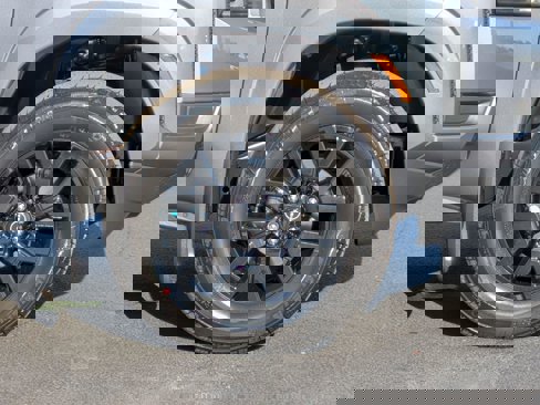 New 2026 Nissan Frontier SV w/ Tow Package image 10