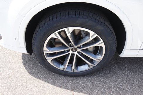 New 2025 Audi Q7 2.0T Premium image 12