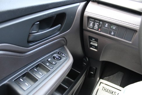 Used 2020 Honda Odyssey EX image 26
