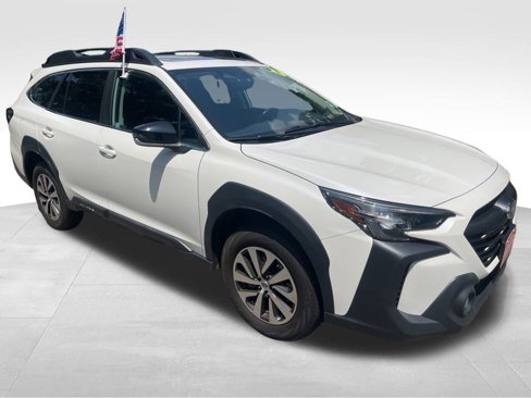 Used 2023 Subaru Outback Premium image 10