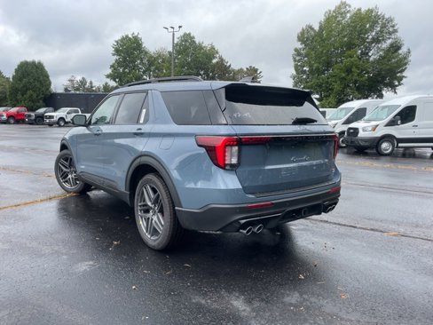 New 2025 Ford Explorer ST image 7