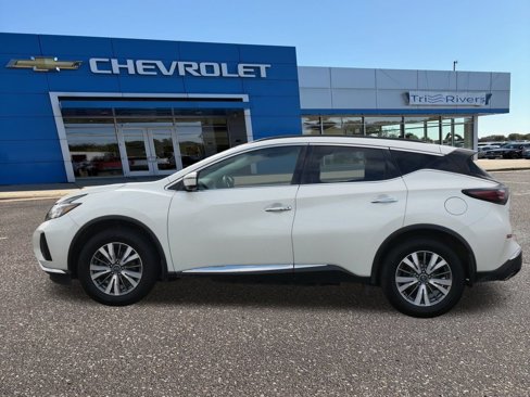 Used 2023 Nissan Murano SV image 3