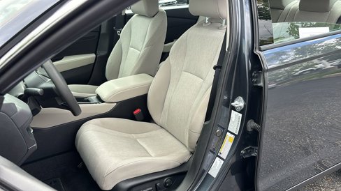 Certified 2023 Honda Accord EX image 10