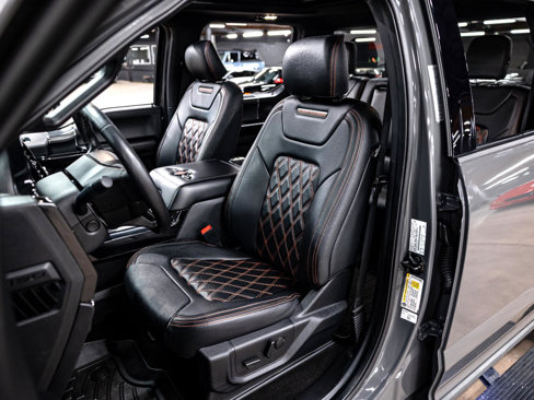 Used 2019 Ford F150 Lariat w/ Equipment Group 502A Luxury image 8