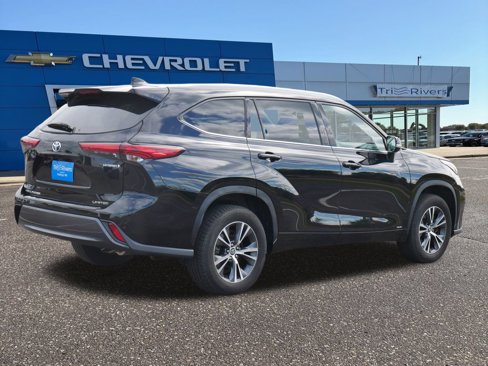Used 2023 Toyota Highlander Limited image 5