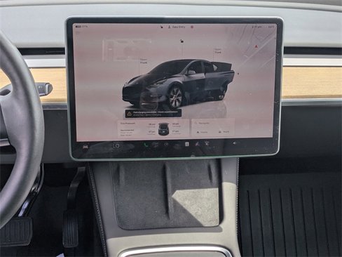 Used 2024 Tesla Model Y Long Range image 20