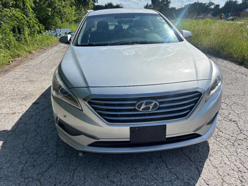 Used 2015 Hyundai Sonata SE w/ Winter Package image 3