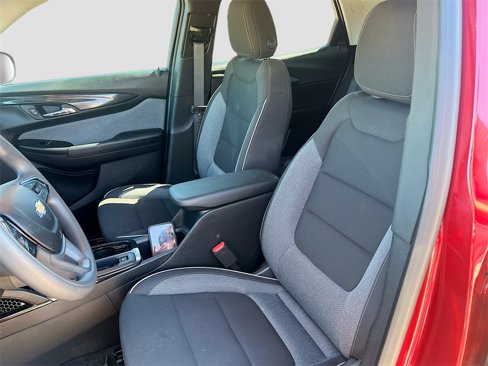 Used 2025 Chevrolet TrailBlazer LT w/ Driver Confidence Package image 19